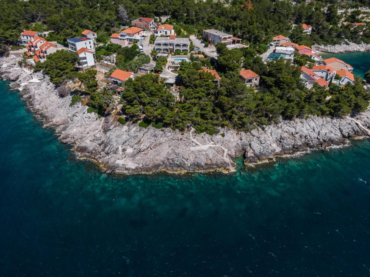 Apartments Separovic Prizba Eksteriør bilde